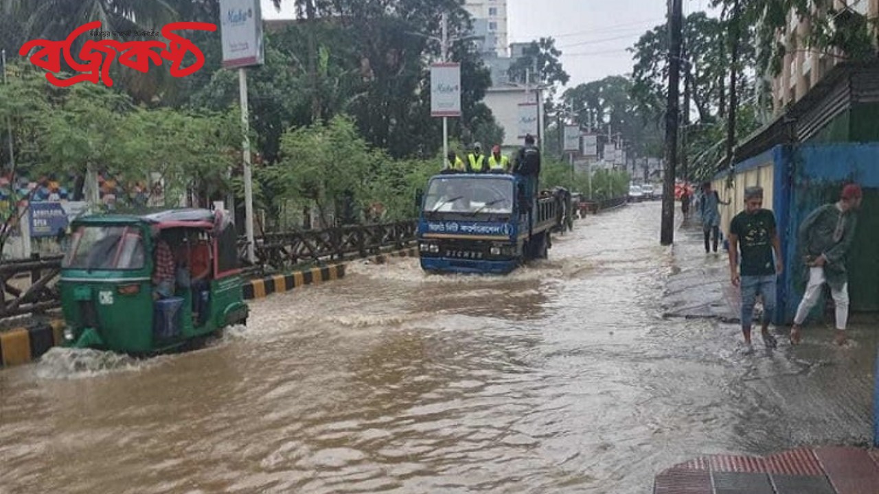 টানা ভারী বৃষ্টিতে ডুবল সিলেট, ঈদ আনন্দ ম্লান