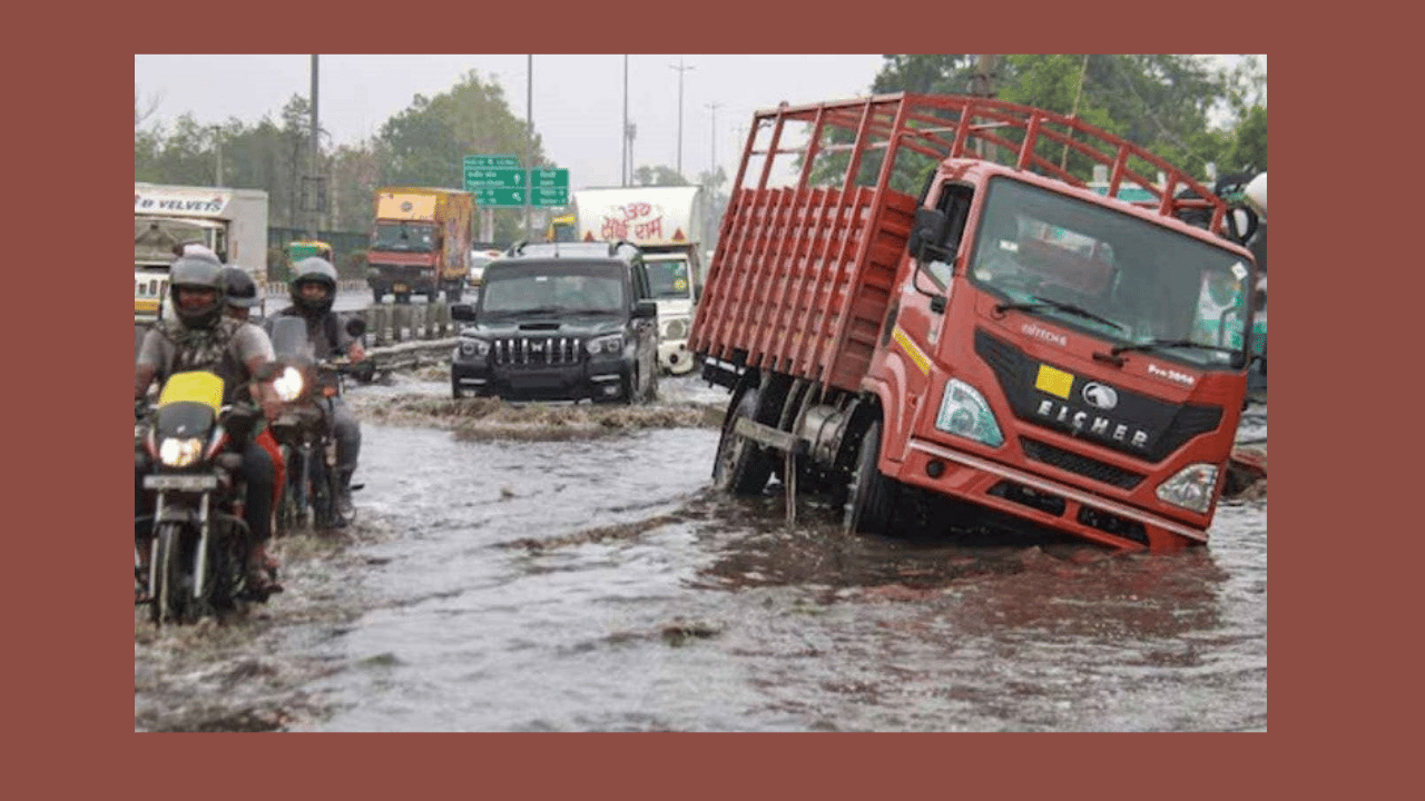 টানা বৃষ্টিতে দিল্লিতে ১১ জনের মৃত্যু, ফের ভারী বর্ষণের সতর্কতা