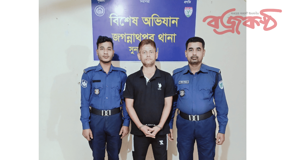 ভুয়া মেজর পরিচয়কারী পলাতক সেনা সদস্য বৌ-সহ যৌথবাহিনীর হাতে আটক।